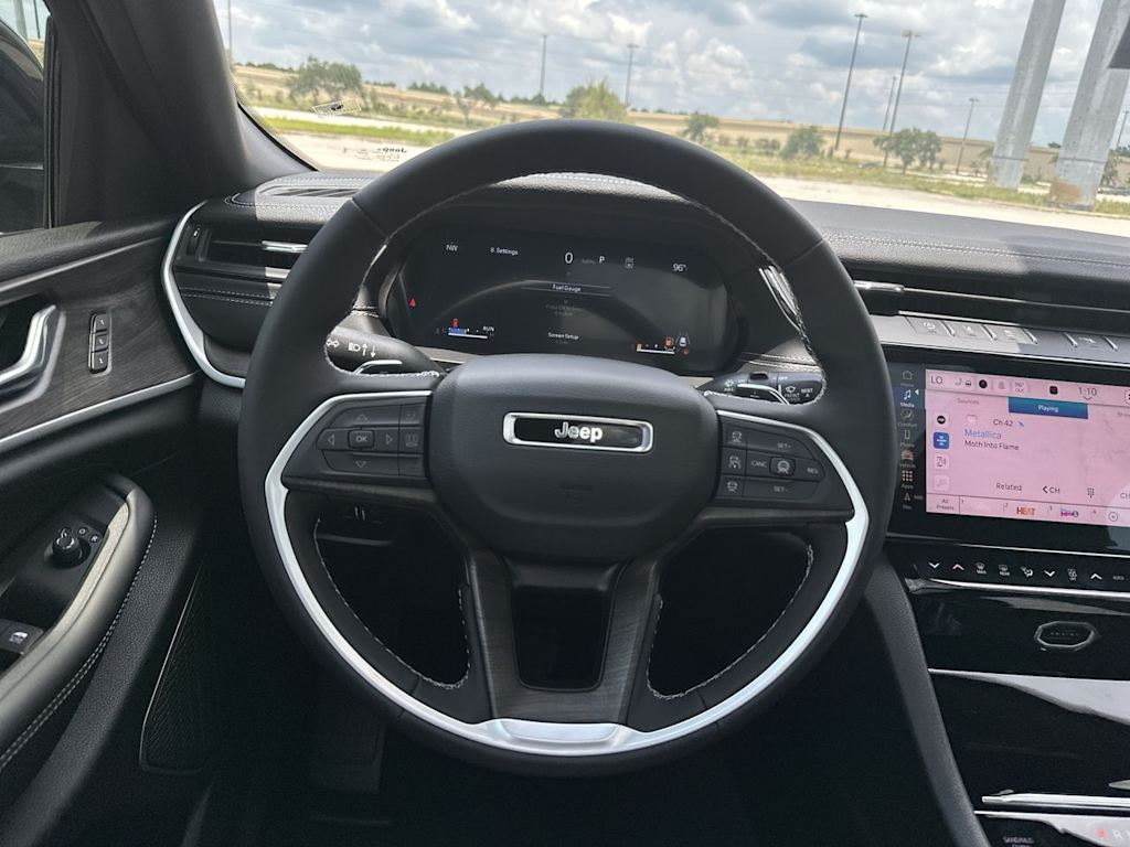 Thumbnail: 2026 Jeep Grand Cherokee - 9
