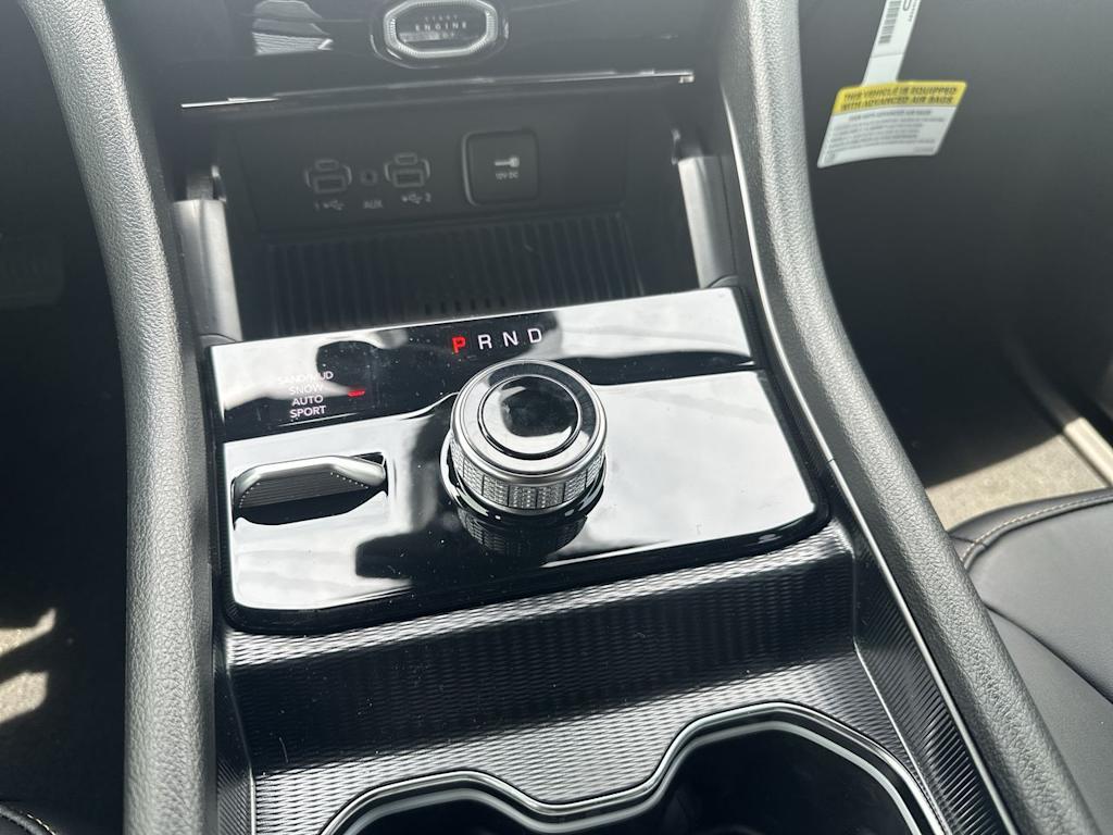 Thumbnail: 2026 Jeep Grand Cherokee - 34