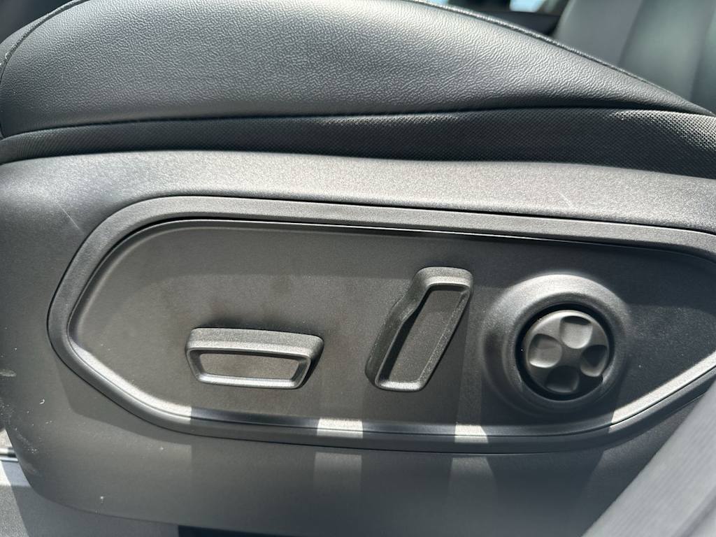 Thumbnail: 2026 Jeep Grand Cherokee - 29