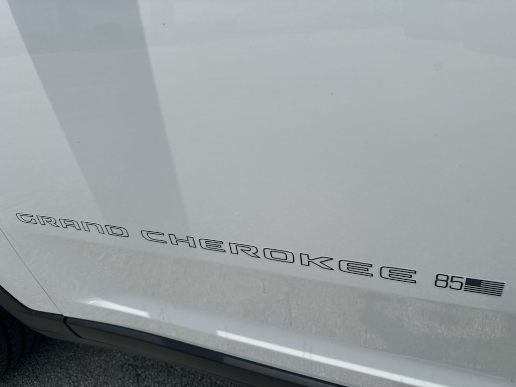 Thumbnail: 2026 Jeep Grand Cherokee - 18