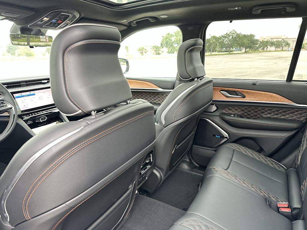 Thumbnail: 2026 Jeep Grand Cherokee - 13