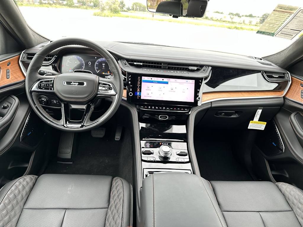 Thumbnail: 2026 Jeep Grand Cherokee - 2