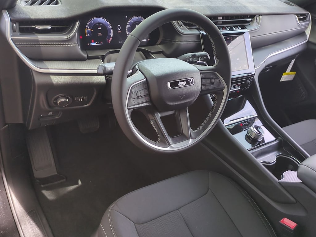 Thumbnail: 2026 Jeep Grand Cherokee L - 2