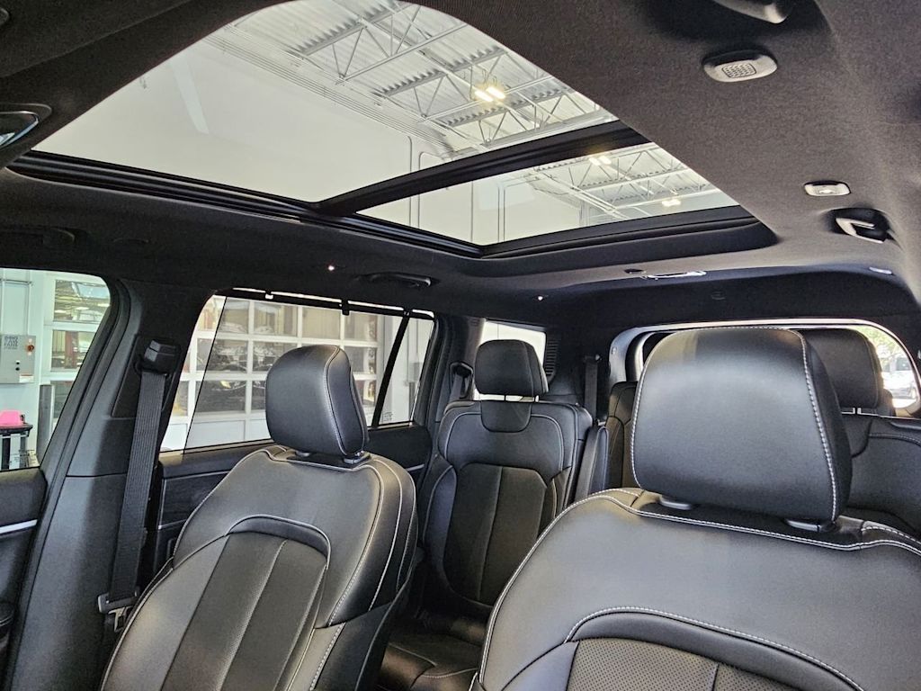 Thumbnail: 2025 Jeep Grand Cherokee L - 26