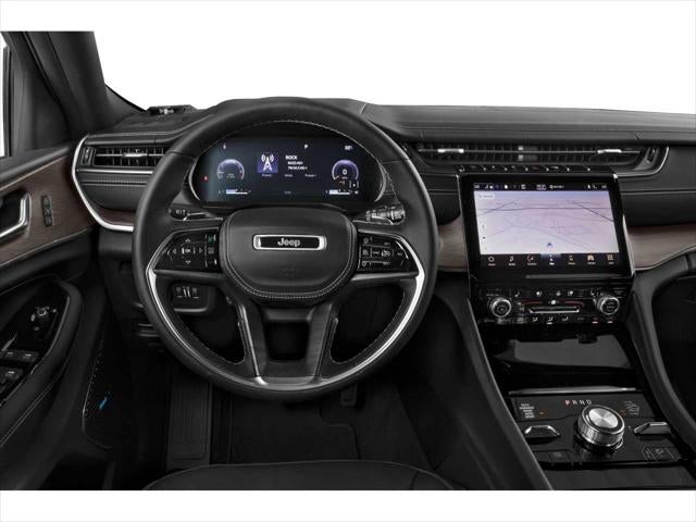 Thumbnail: 2022 Jeep Grand Cherokee L - 2