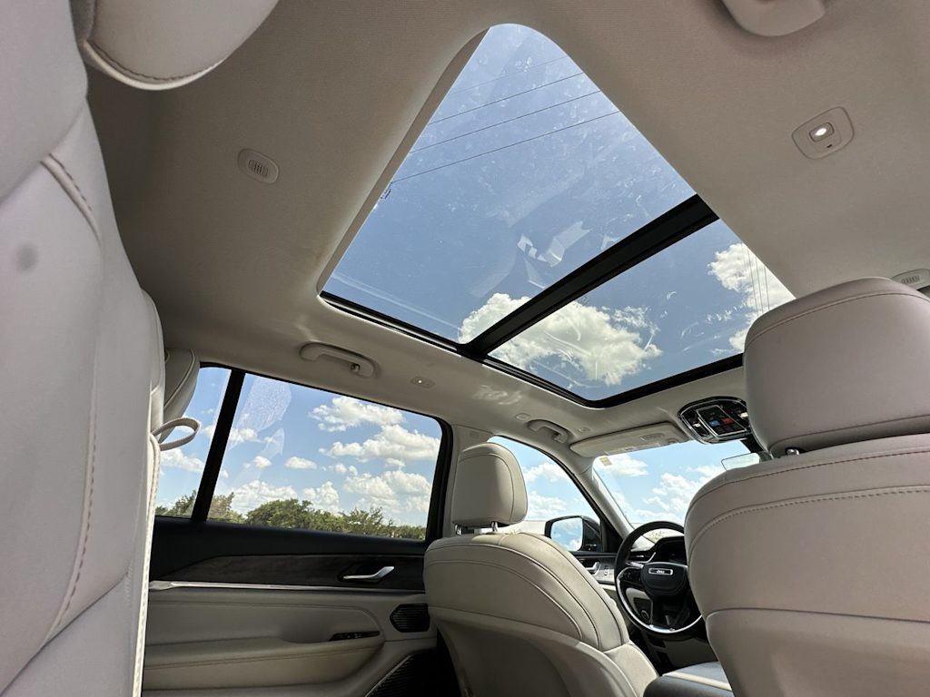 Thumbnail: 2022 Jeep Grand Cherokee L - 27