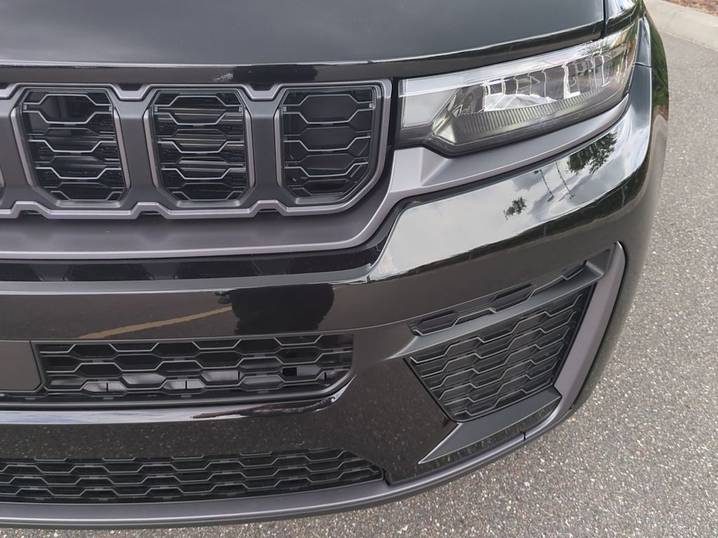 Thumbnail: 2026 Jeep Grand Cherokee L - 25