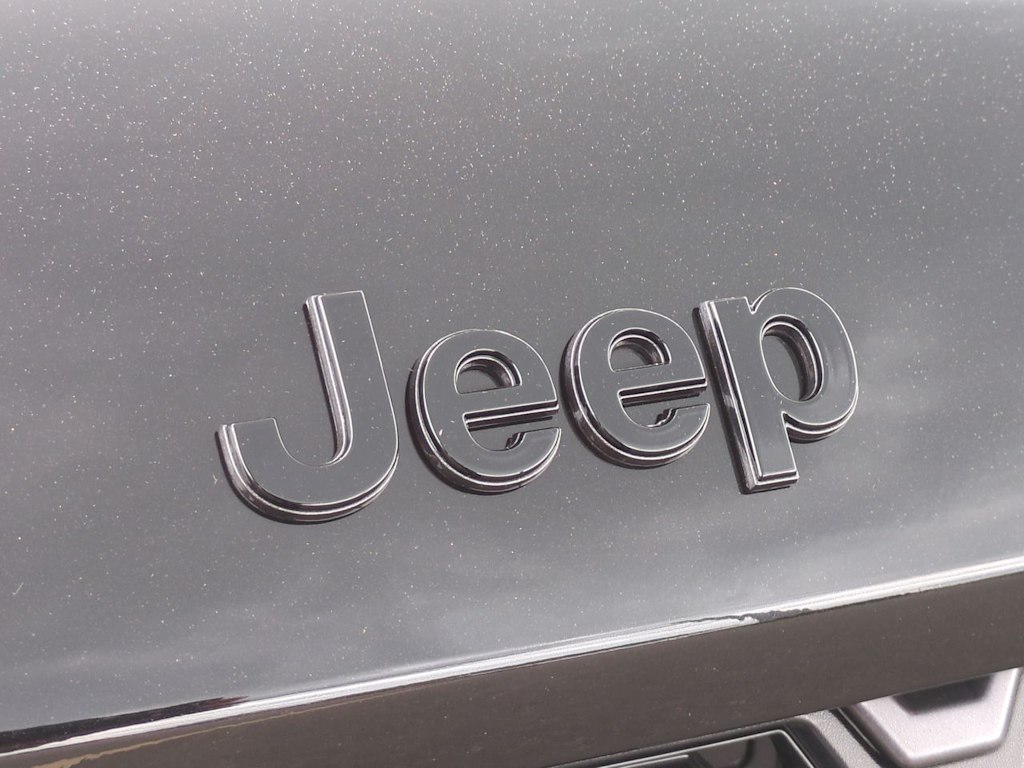Thumbnail: 2026 Jeep Grand Cherokee L - 7