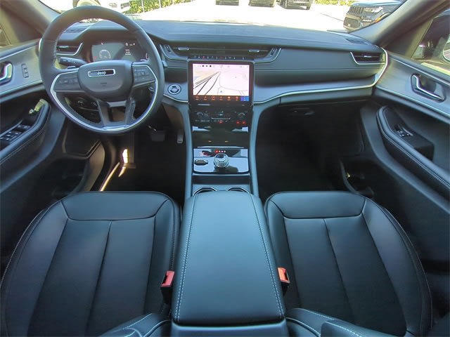 2025 Jeep Grand Cherokee L Limited Edition 10