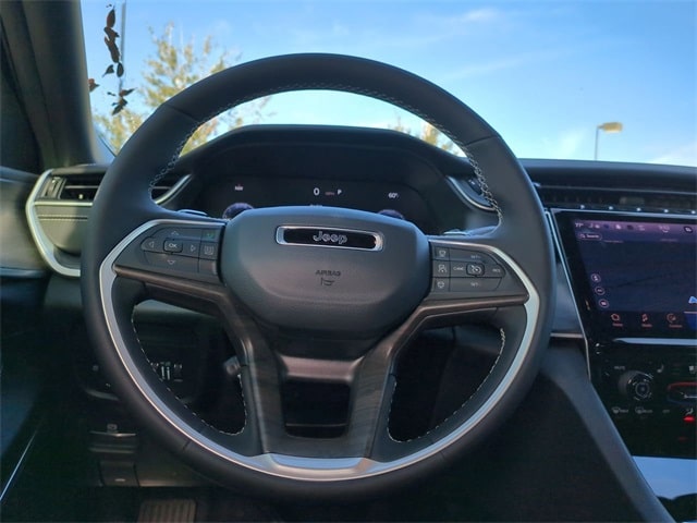 2025 Jeep Grand Cherokee L Limited Edition 12