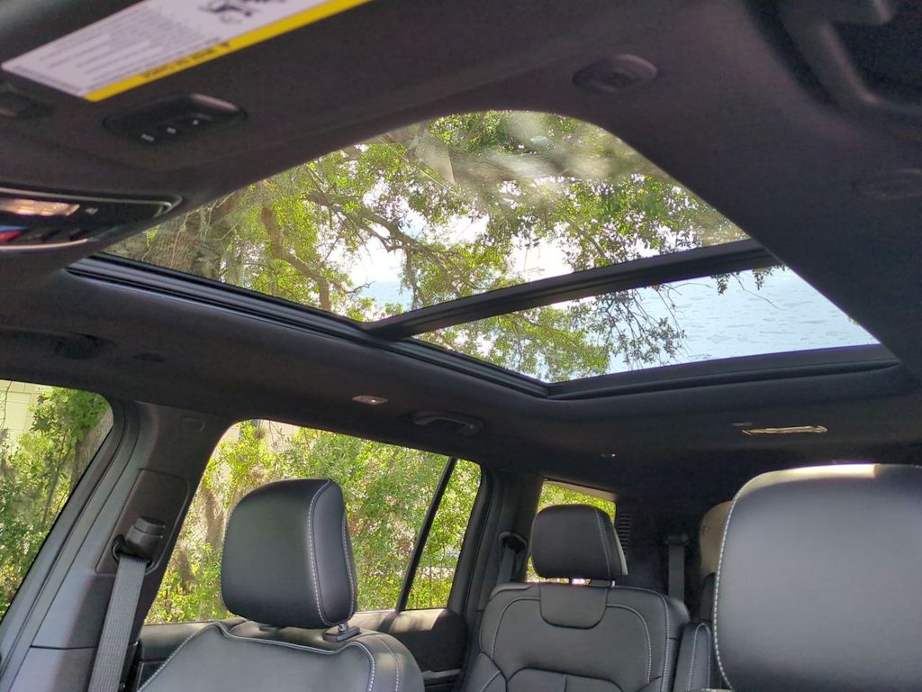 Thumbnail: 2026 Jeep Grand Cherokee L - 28