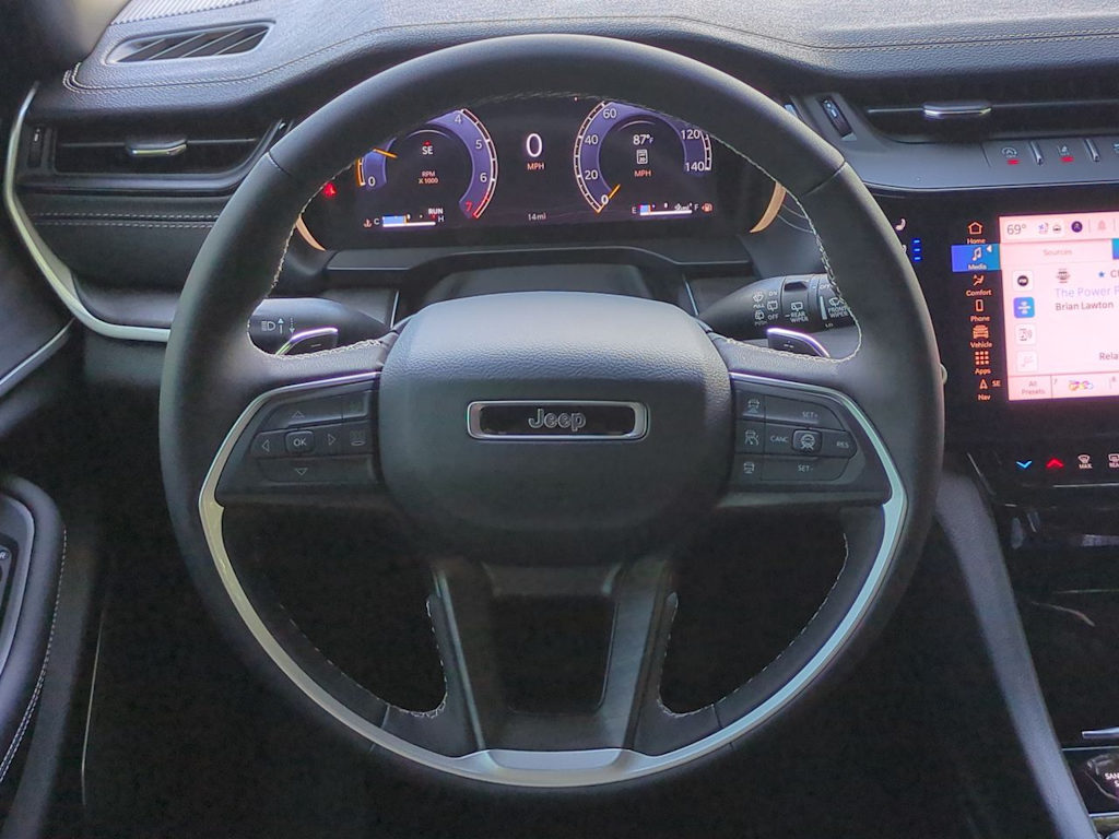 Thumbnail: 2026 Jeep Grand Cherokee L - 13