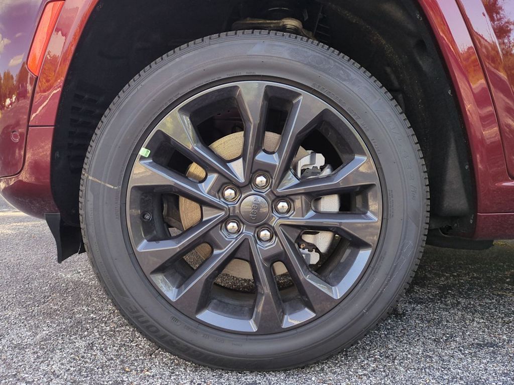 Thumbnail: 2026 Jeep Grand Cherokee L - 8