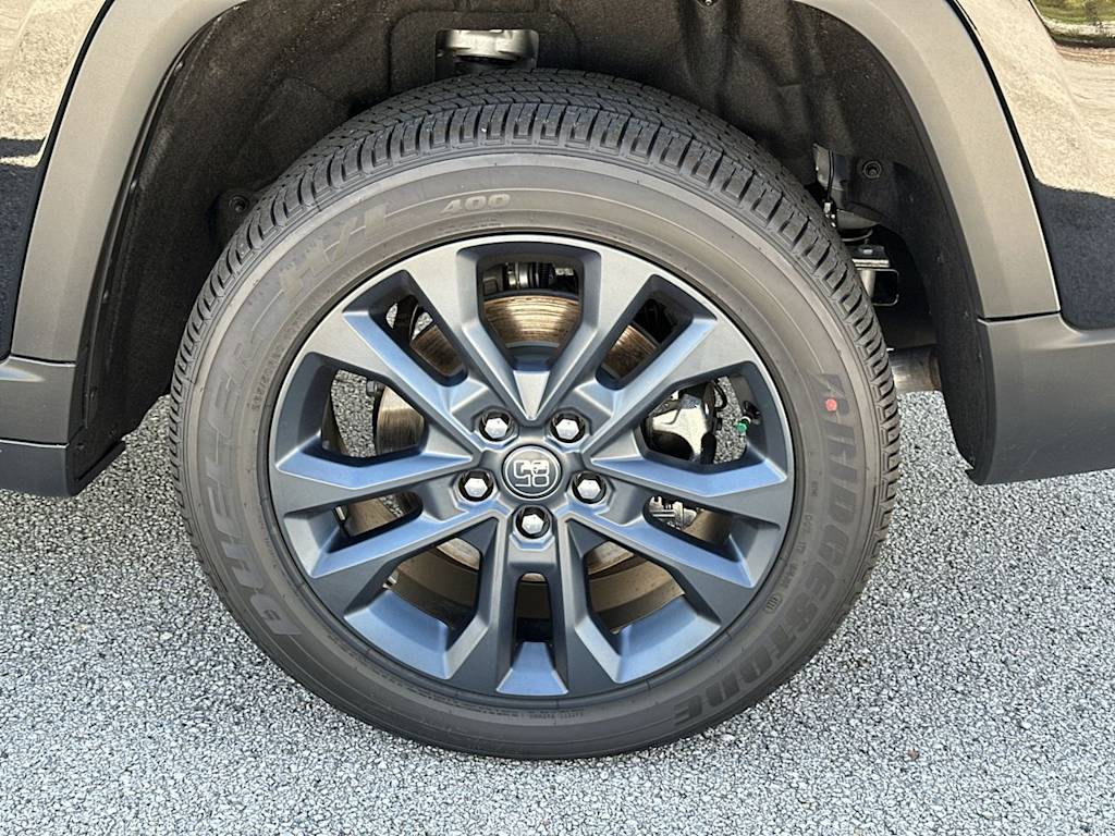 Thumbnail: 2026 Jeep Grand Cherokee L - 8