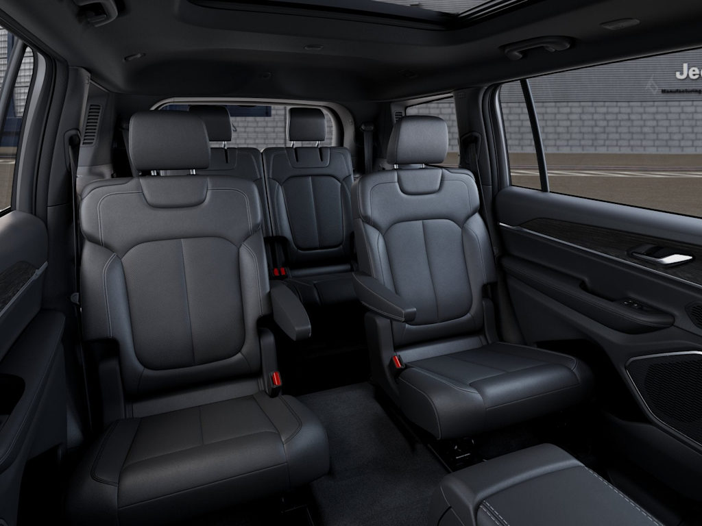 Thumbnail: 2026 Jeep Grand Cherokee L - 9