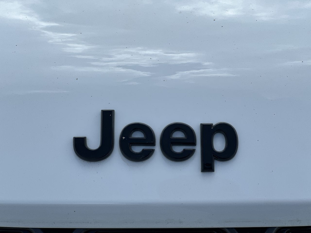 Thumbnail: 2026 Jeep Grand Cherokee L - 7