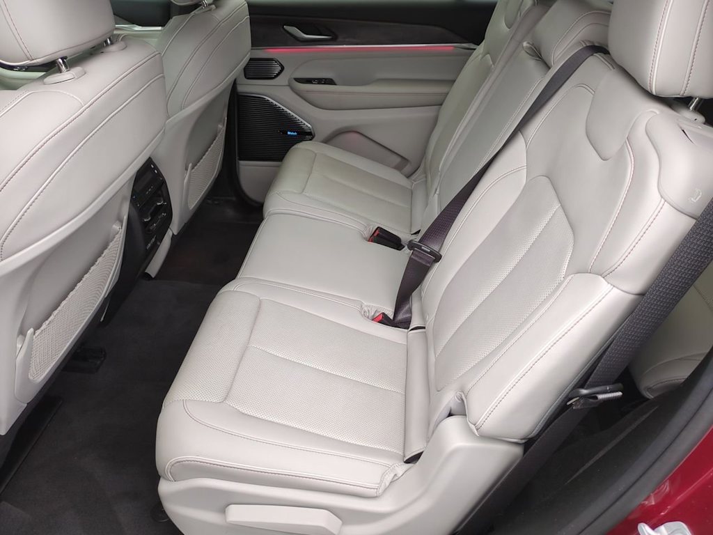 Thumbnail: 2022 Jeep Grand Cherokee L - 29