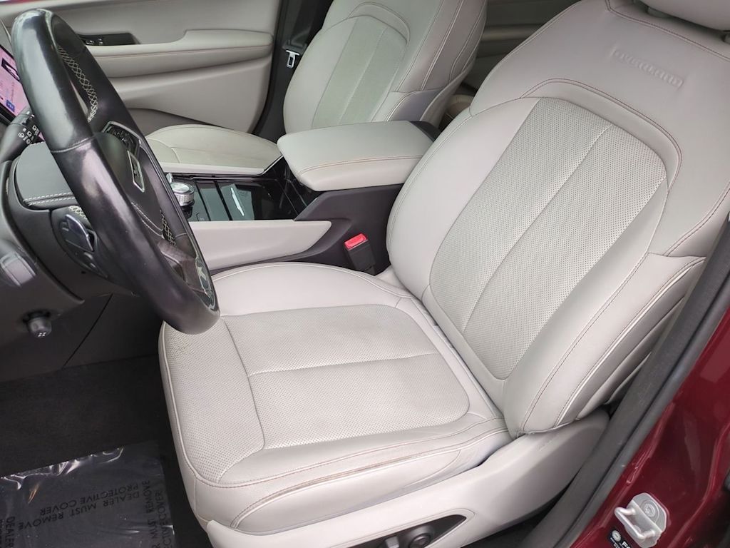 Thumbnail: 2022 Jeep Grand Cherokee L - 11