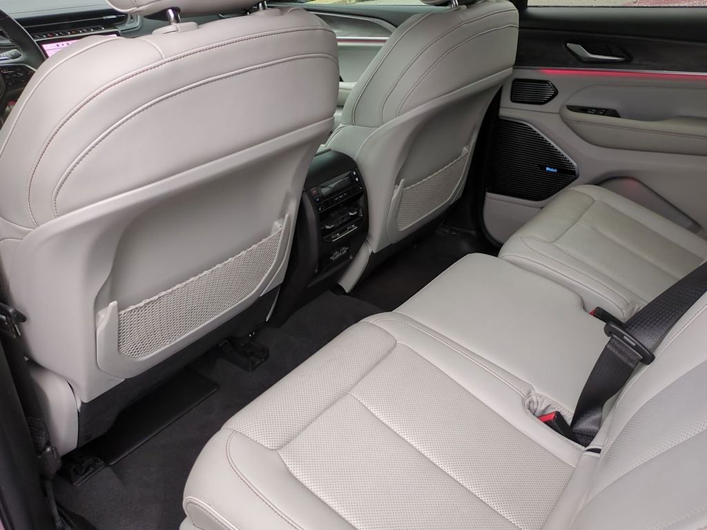 Thumbnail: 2022 Jeep Grand Cherokee L - 13