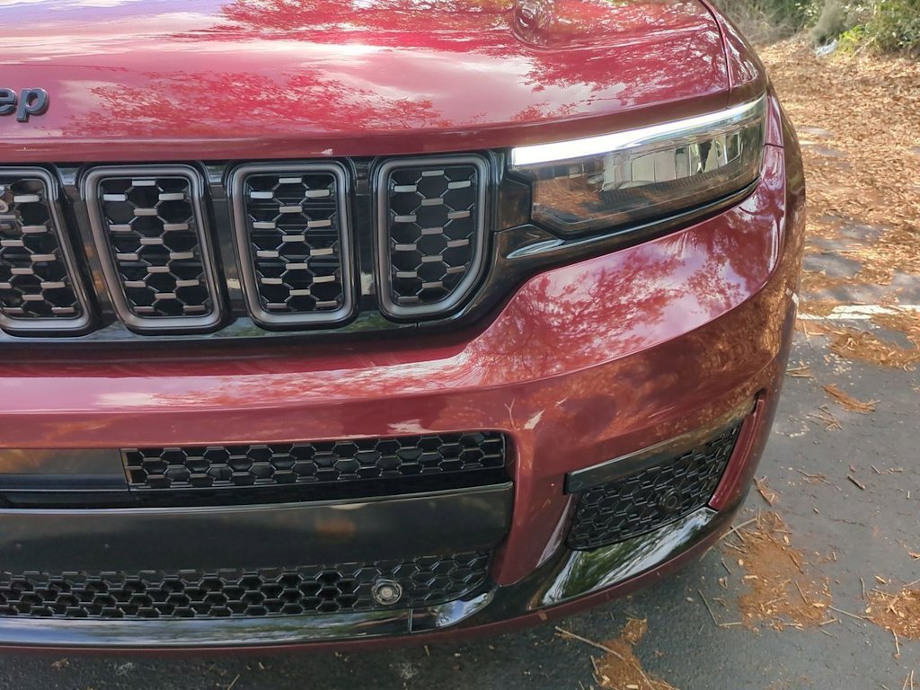 Thumbnail: 2025 Jeep Grand Cherokee L - 23