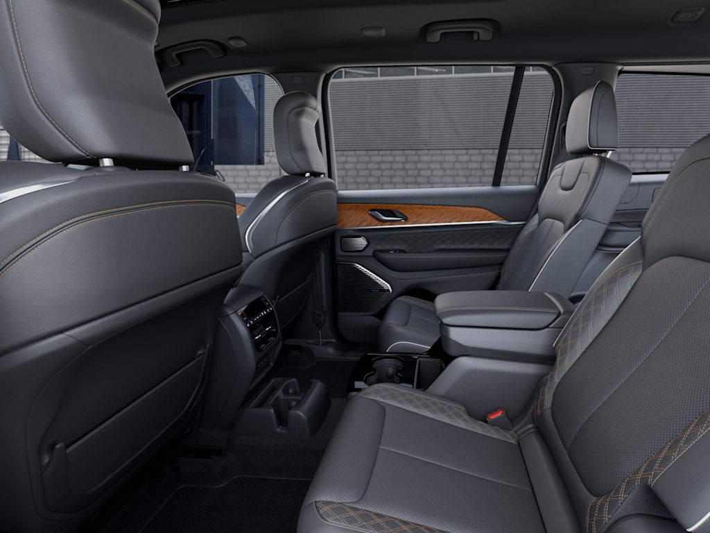 Thumbnail: 2026 Jeep Grand Cherokee L - 24