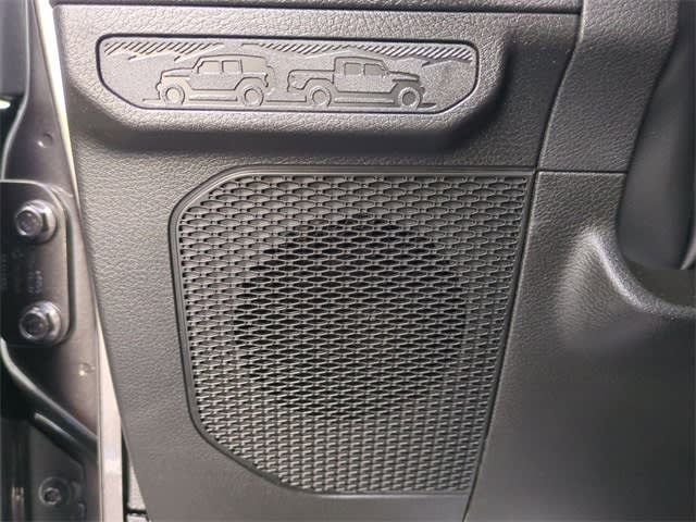 2025 Jeep Wrangler Sport 34