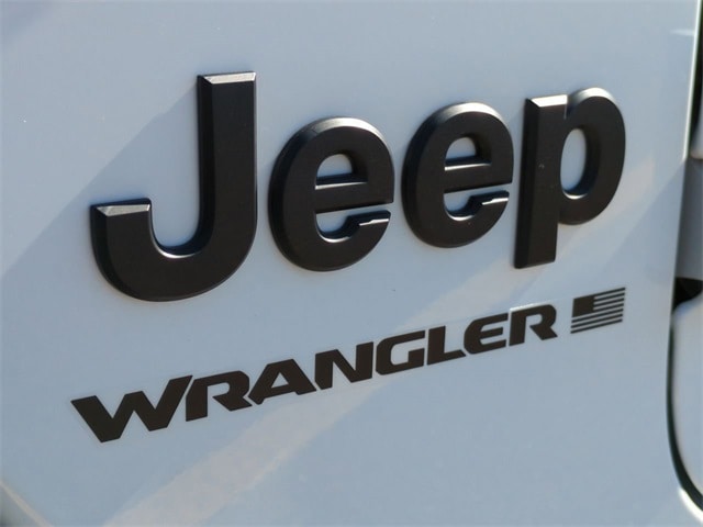 2024 Jeep Wrangler Sport 8