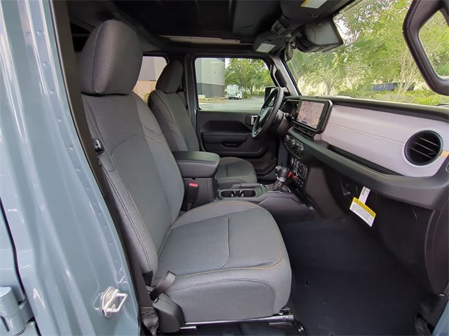 2025 Jeep Wrangler Sport 12