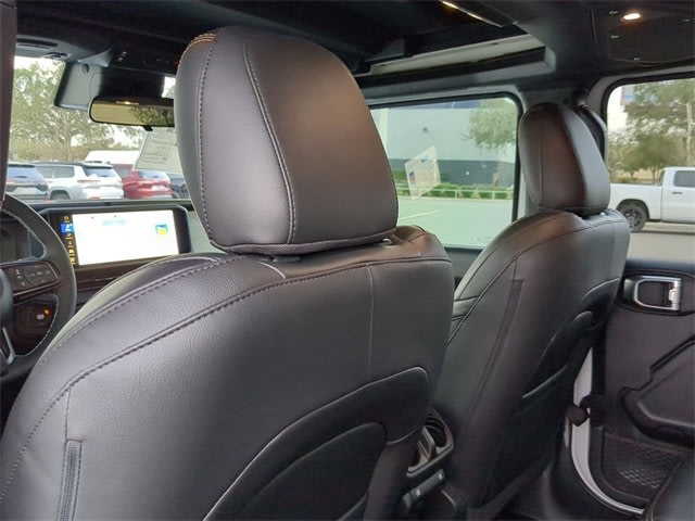 2025 Jeep Wrangler Sport 12