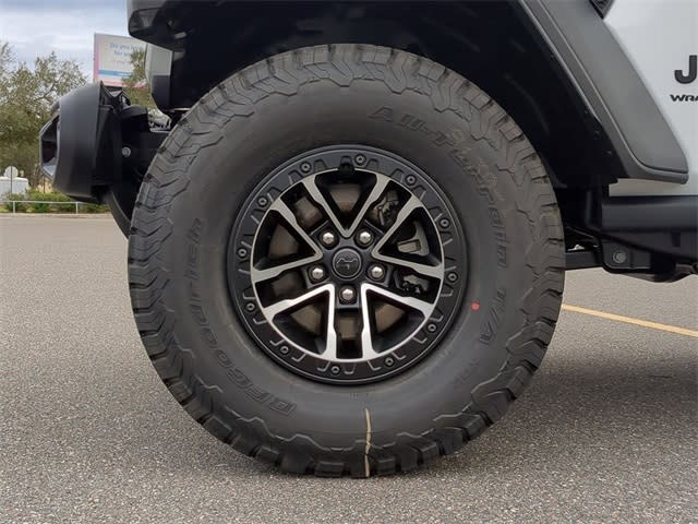 2025 Jeep Wrangler Sport 8