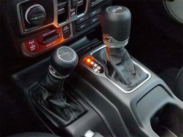2025 Jeep Wrangler Sport 16