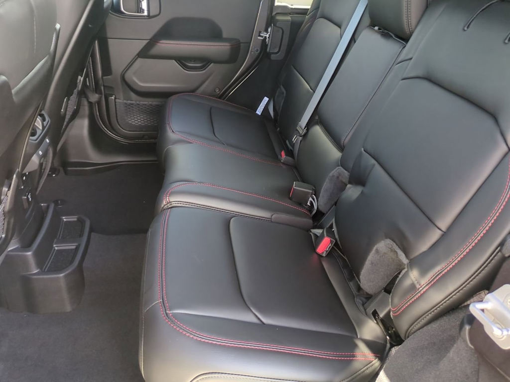 Thumbnail: 2025 Jeep Wrangler - 28