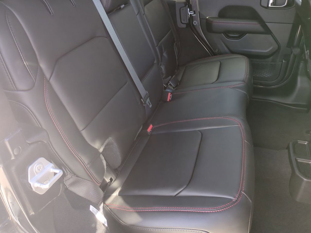 Thumbnail: 2025 Jeep Wrangler - 29