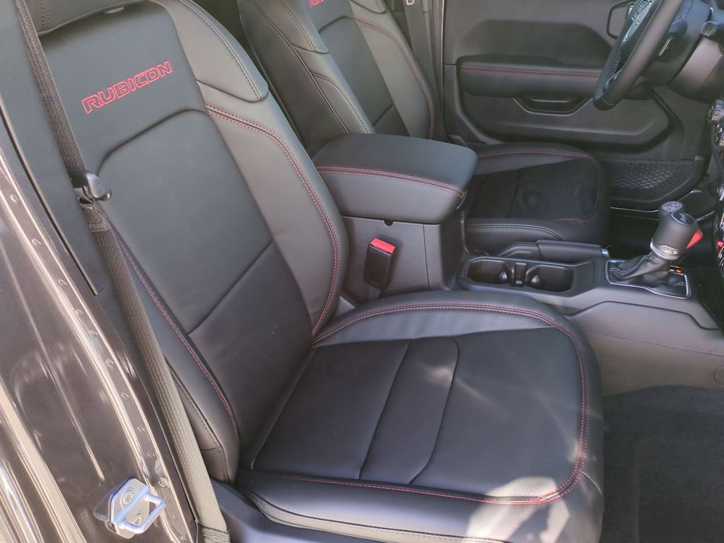 Thumbnail: 2025 Jeep Wrangler - 12