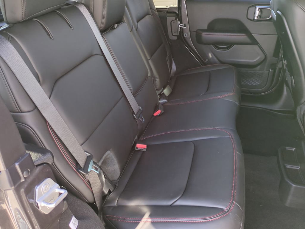 Thumbnail: 2025 Jeep Wrangler - 29