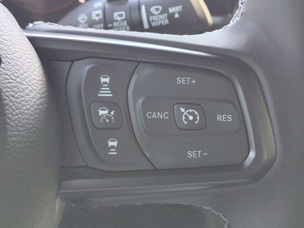 Thumbnail: 2025 Jeep Wrangler - 15