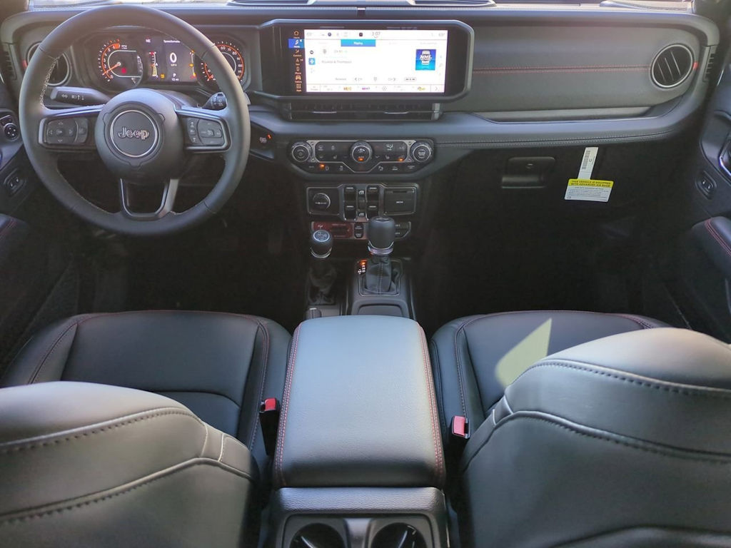 Thumbnail: 2025 Jeep Wrangler - 10