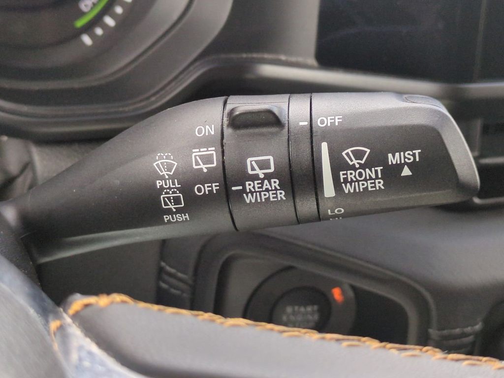 Thumbnail: 2024 Jeep Wrangler - 32