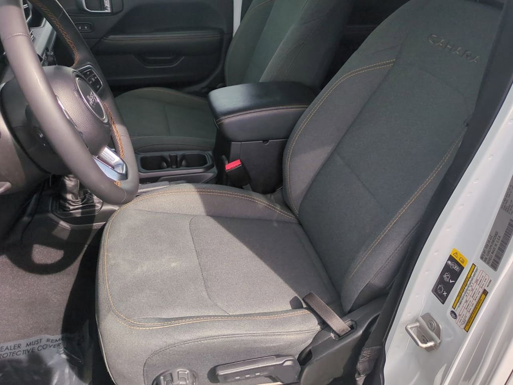 Thumbnail: 2024 Jeep Wrangler - 11