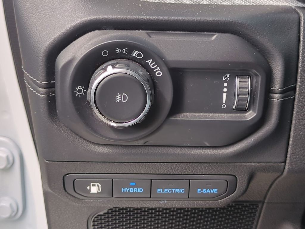 Thumbnail: 2024 Jeep Wrangler - 27