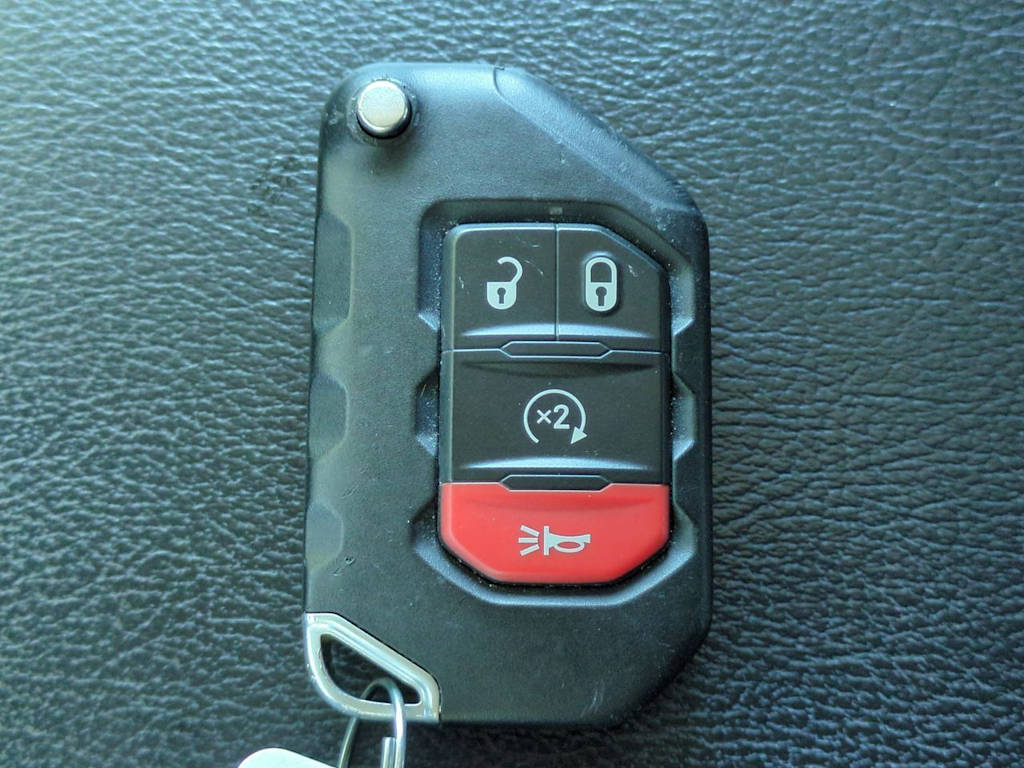 Thumbnail: 2024 Jeep Wrangler - 18
