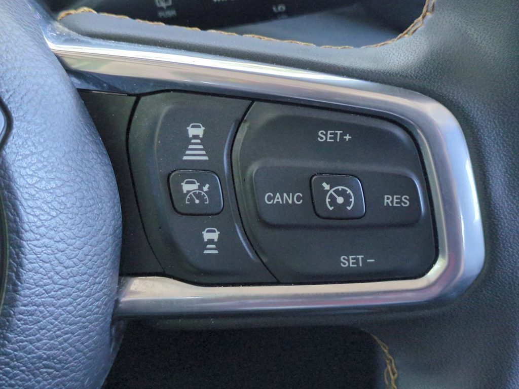 Thumbnail: 2024 Jeep Wrangler - 30