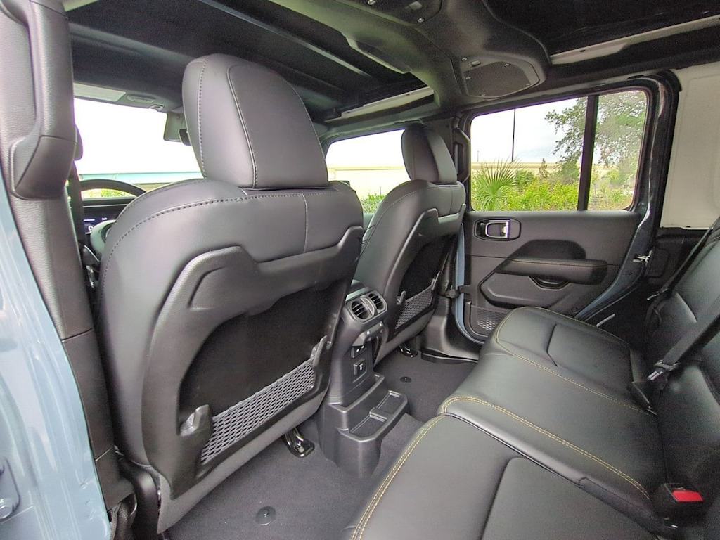 Thumbnail: 2025 Jeep Wrangler - 13