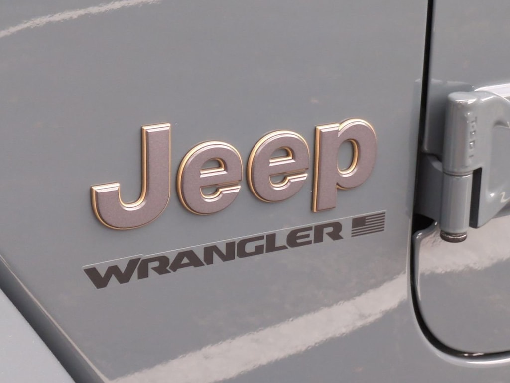 Thumbnail: 2025 Jeep Wrangler - 7