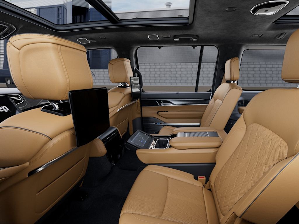 Thumbnail: 2026 Jeep Grand Wagoneer L - 24