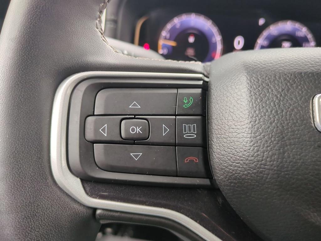 Thumbnail: 2023 Jeep Wagoneer - 27