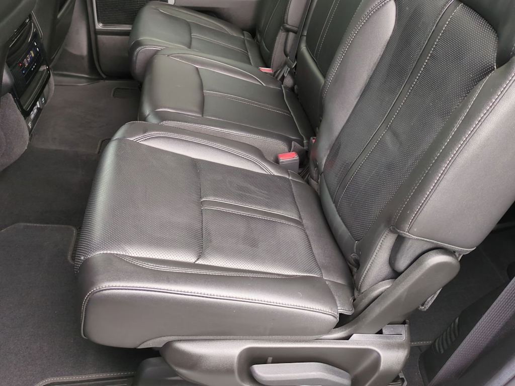 Thumbnail: 2023 Jeep Wagoneer - 25