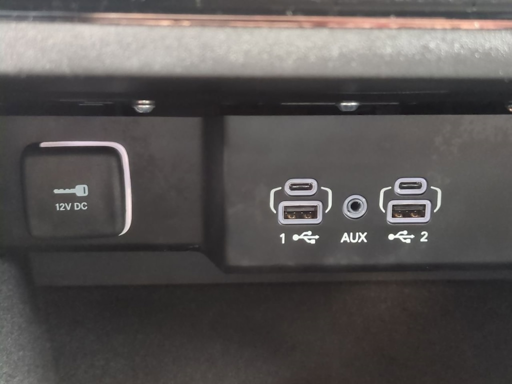 Thumbnail: 2023 Jeep Wagoneer - 33