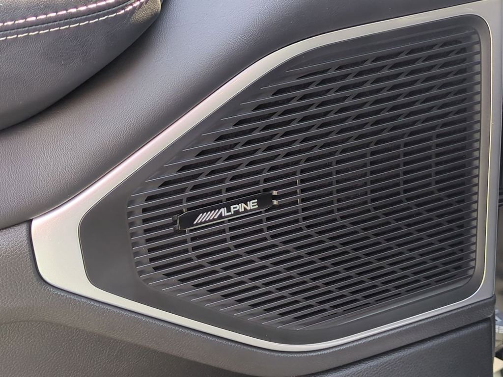 Thumbnail: 2025 Jeep Wagoneer - 34