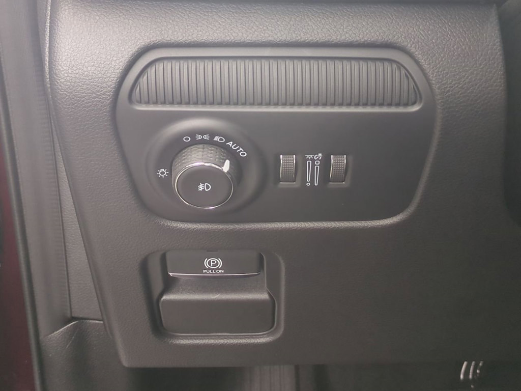 Thumbnail: 2025 Jeep Wagoneer - 25